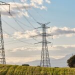 Do Excedente ao Equilíbrio: Como o Armazenamento Desafia a Rede