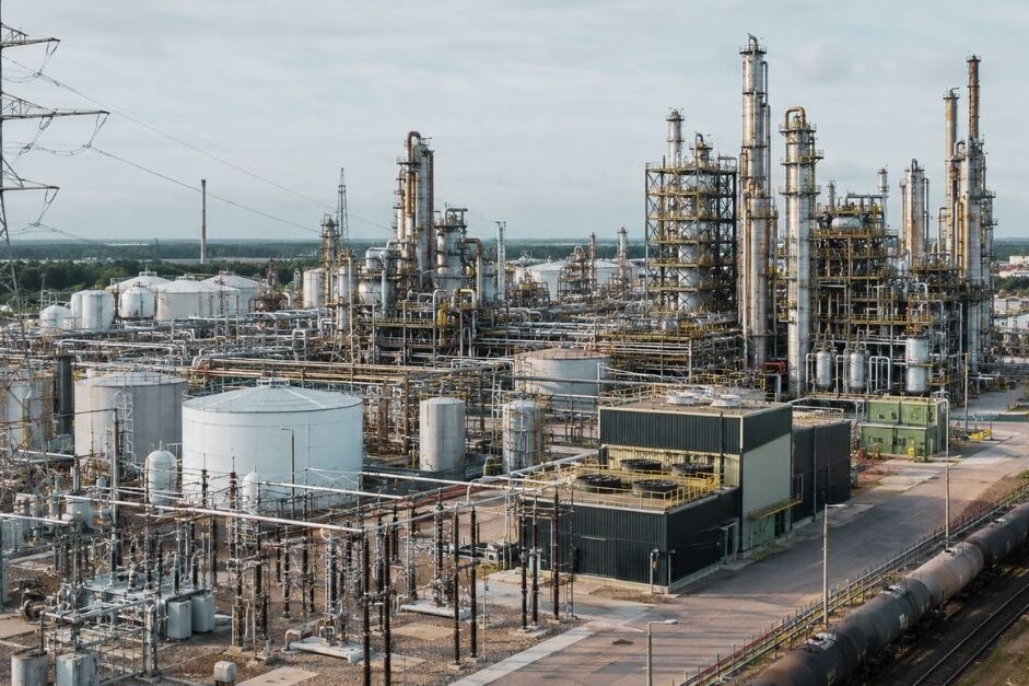 Descarbonização por que reduzir emissões exige transformar a forma como produzimos e consumimos energia